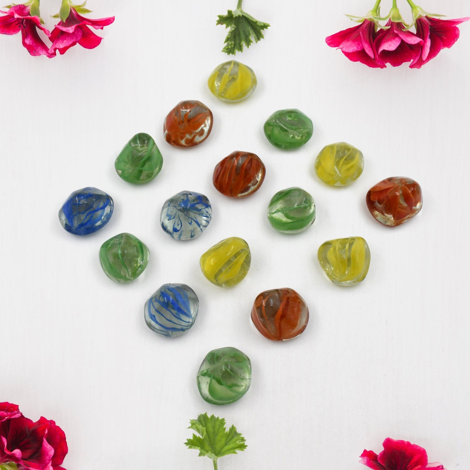 17802 Multi-Color Decorative Stone for Garden / Lawn / Aquarium Fish Tank Gravel / Flower Pots Decoration Pebbles for Fish Bowl & All Purpose Attractive Stone Set 17802 Multi-Color Decorative Stone for Garden / Lawn / Aquarium Fish Tank Gravel / Flower Pots Decoration Pebbles for Fish Bowl & All Purpose Attractive Stone Set